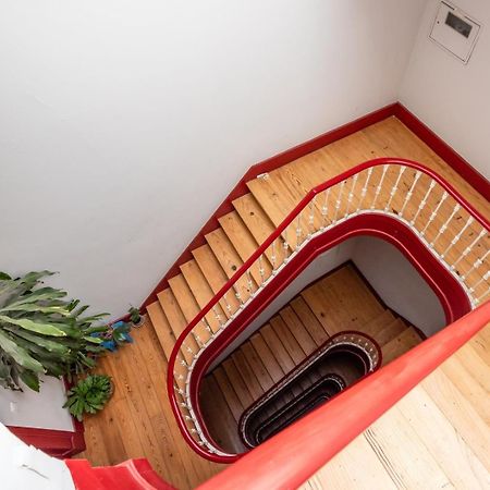 Guestready - Rare Terrace Apt, Historic Center Apartment Lisbon Luaran gambar