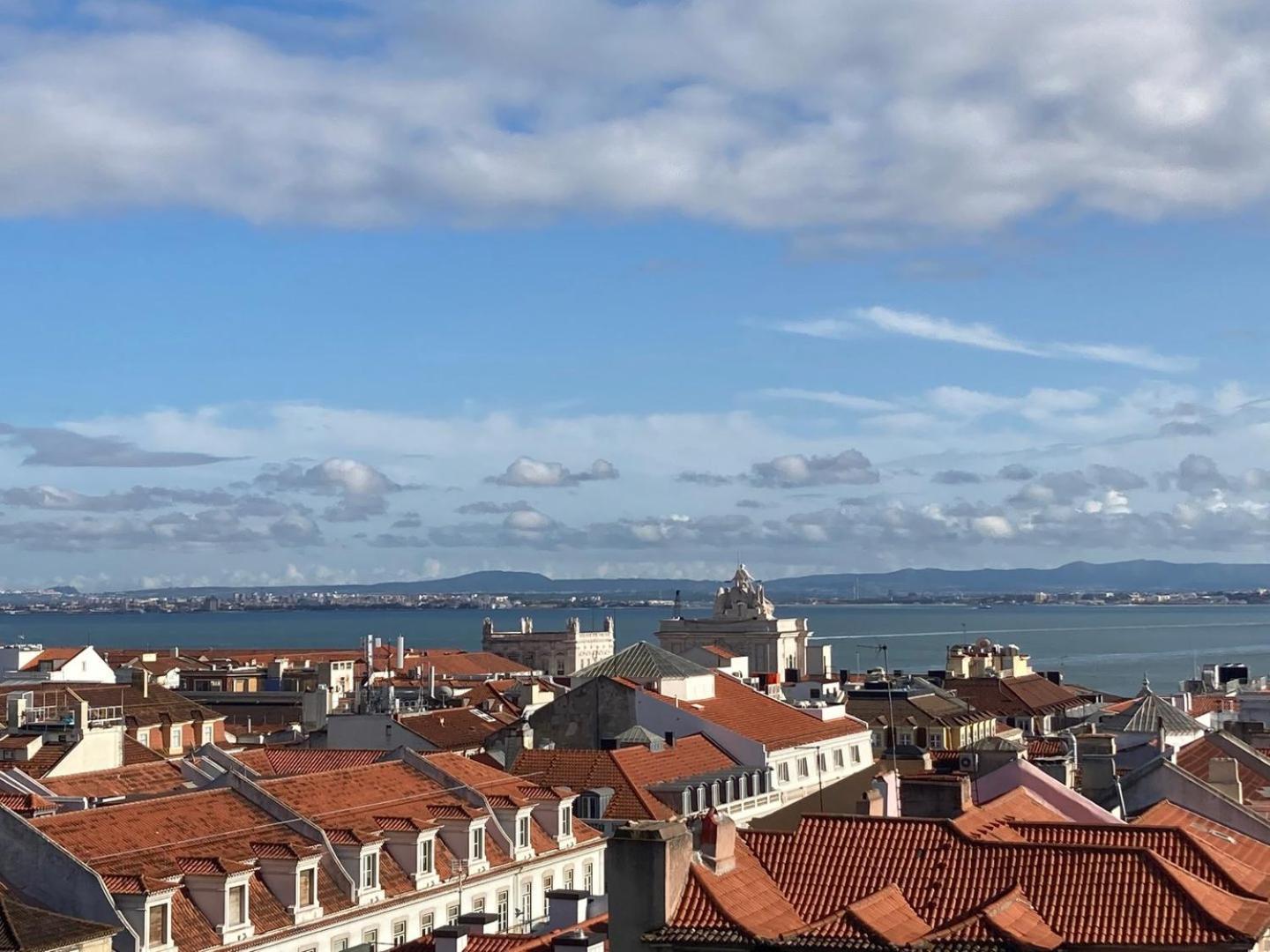 Guestready - Rare Terrace Apt, Historic Center Apartment Lisbon Luaran gambar